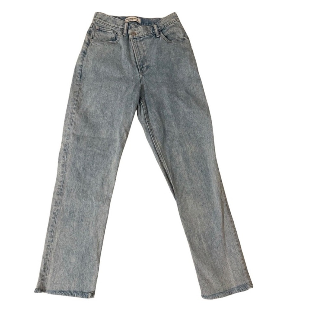 Abercrombie & Fitch Curve Love 90s Straight Ultra High Rise Criss Cross Jeans 27